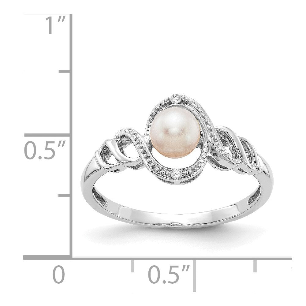 10k Gold White Gold FW Cultured Pearl and Diamond Ring