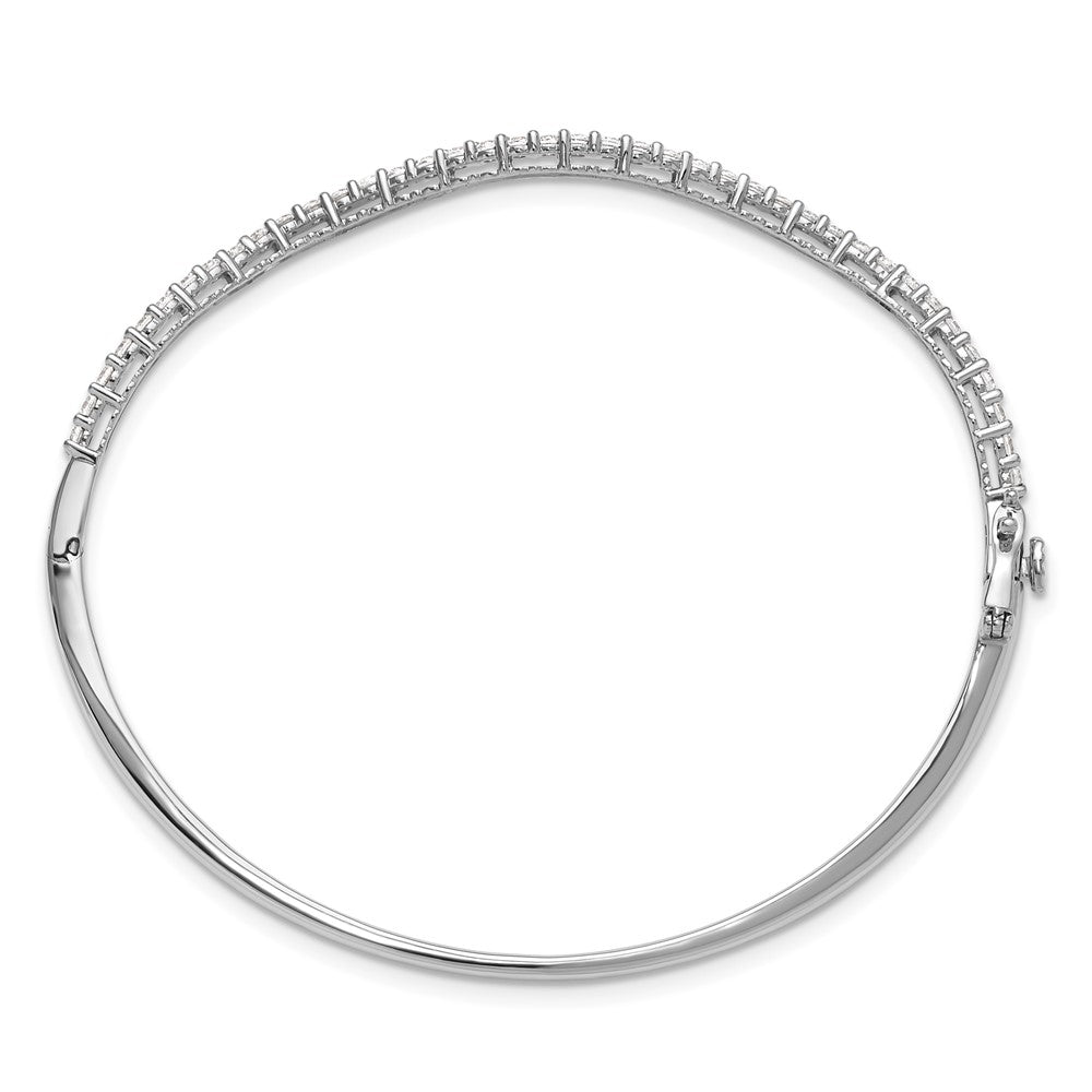 True Origin 14k White Gold 1 carat Lab Grown Diamond VS D E F 6.75 inch Fancy Wavy Bangle